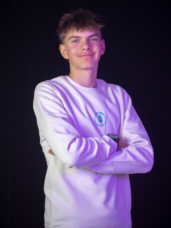 Portrait 25-26 Felix https://rocket-rookies.com/wp-content/uploads/2025/08/Portrait-25-26-Felix.png