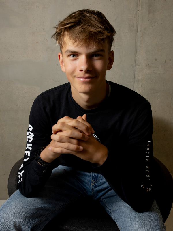 Portrait-Felix-Stuhl https://rocket-rookies.com/wp-content/uploads/2025/08/Portrait-Felix-Stuhl.png